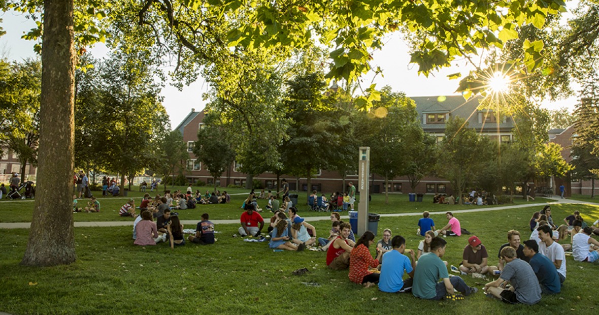 Summer Picnics - Grinnell College
