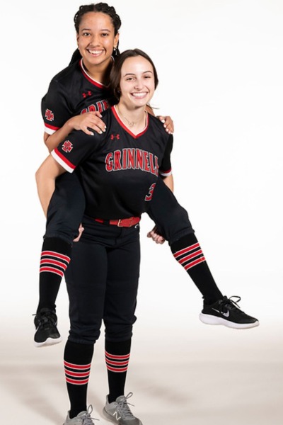 Bella Nesbeth '26, left, with Emma DiGiacomo Zahller ’24.